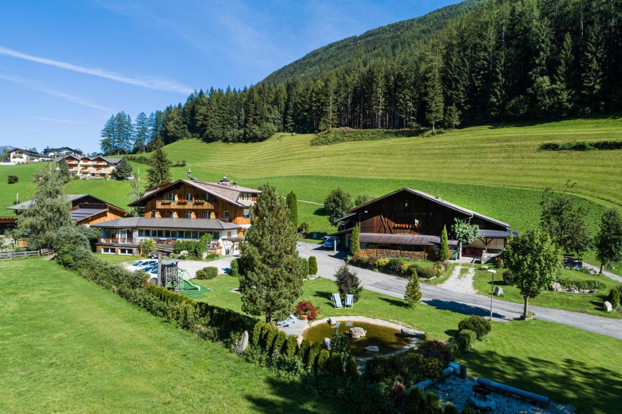 Готель Oberjahrl Ahrntal Екстер'єр фото